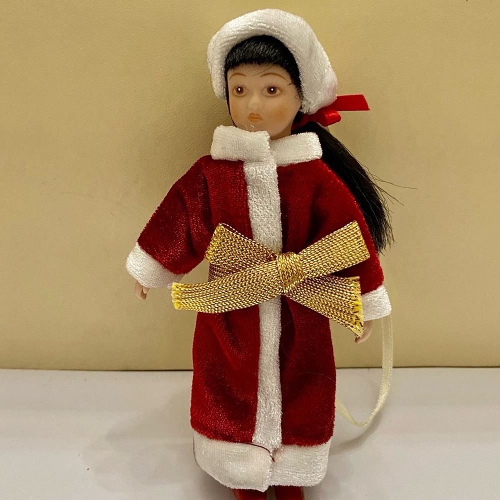 Vintage Danburry Mint-The Ladies of Fashion Dolls Christmas Ornaments # 21